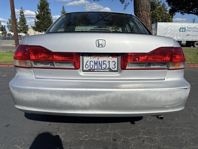 Used 2001 Honda Accord VP image 9