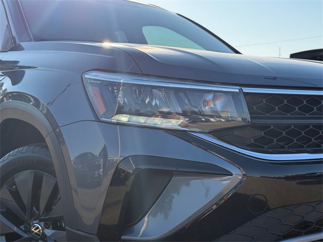 Used 2023 Volkswagen Taos S image 3