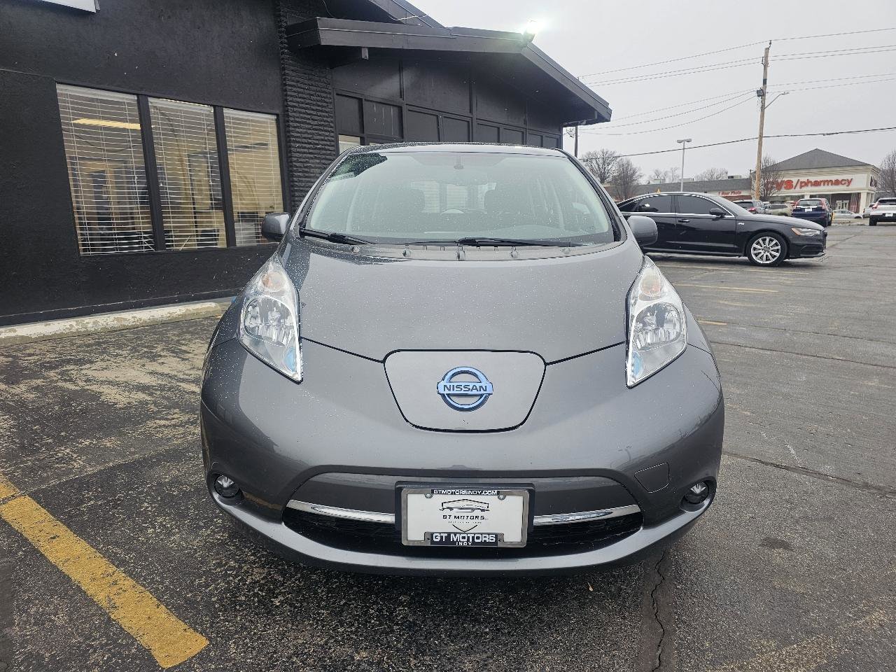Used 2016 Nissan Leaf SV image 2