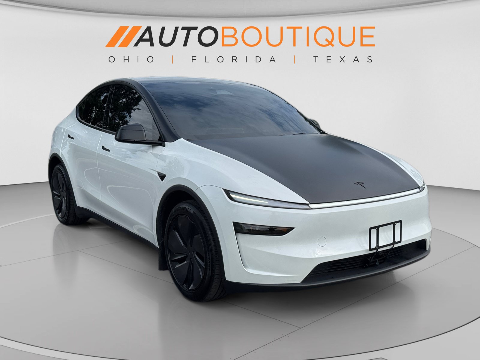 Used 2026 Tesla Model Y AWD image 7