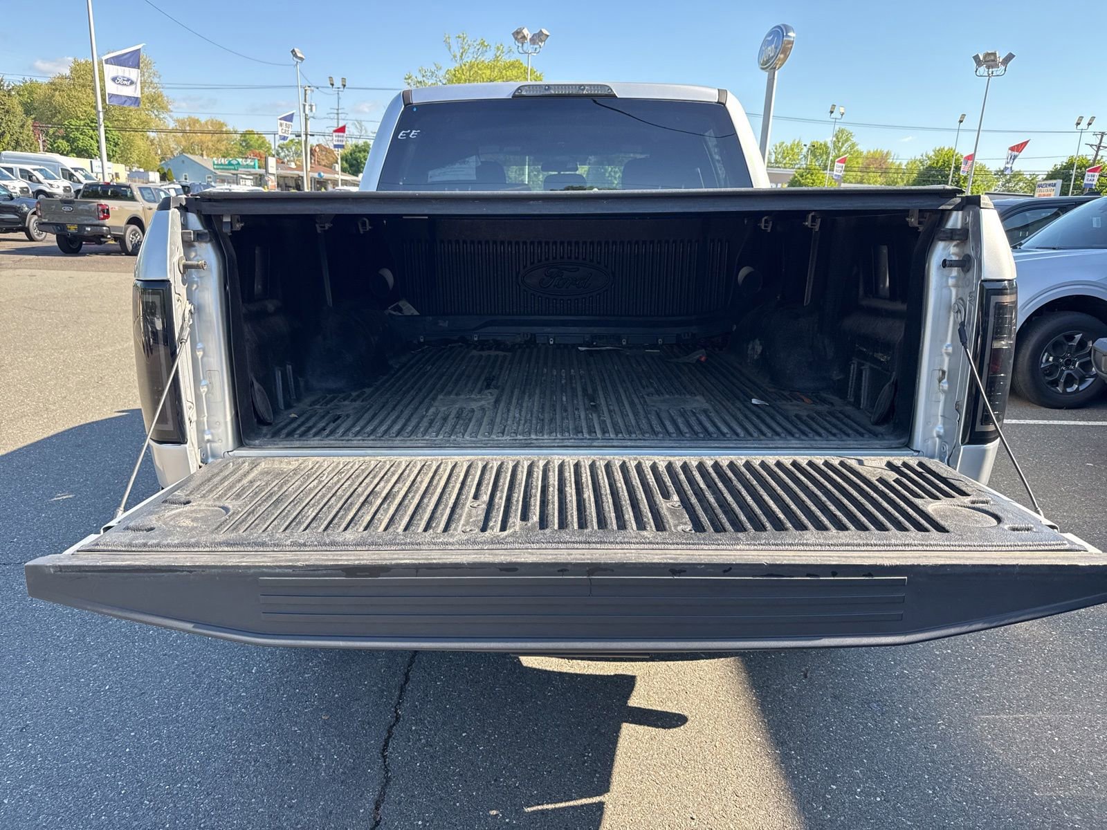 Used 2018 Ford F150 XL w/ Equipment Group 101A Mid AWD/4WD image 5