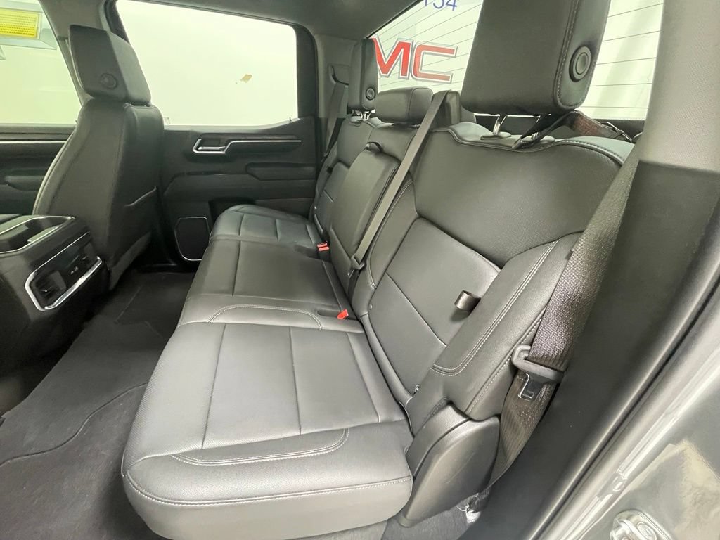 Used 2023 GMC Sierra 1500 SLT w/ SLT Premium Package AWD/4WD image 14