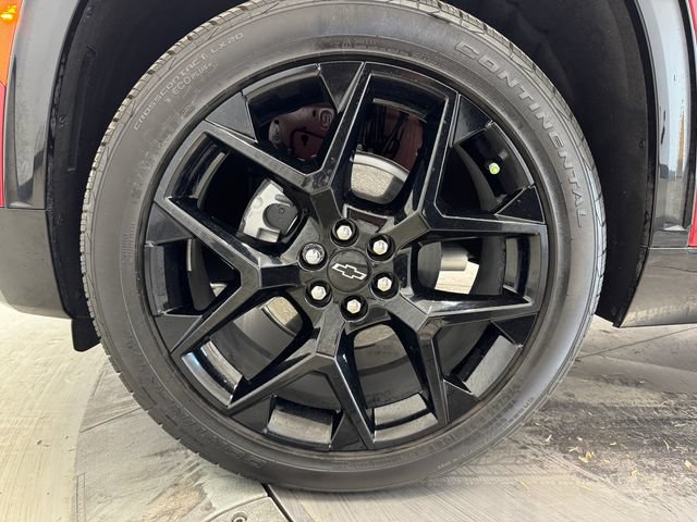 Used 2026 Chevrolet Traverse RS w/ LPO, Floor Liner Package FWD image 10