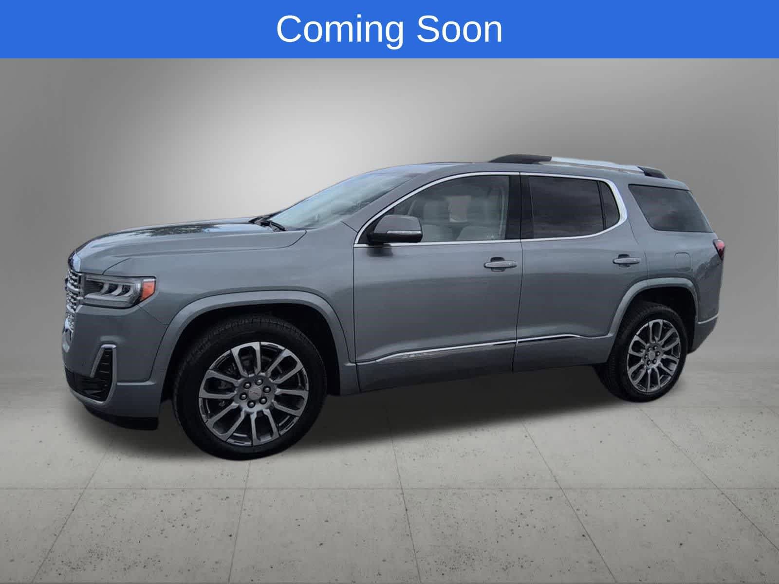 Used 2023 GMC Acadia Denali w/ Denali Ultimate Package AWD/4WD image 3