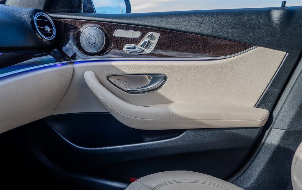 Used 2017 Mercedes-Benz E 300 w/ Premium 1 Package image 23