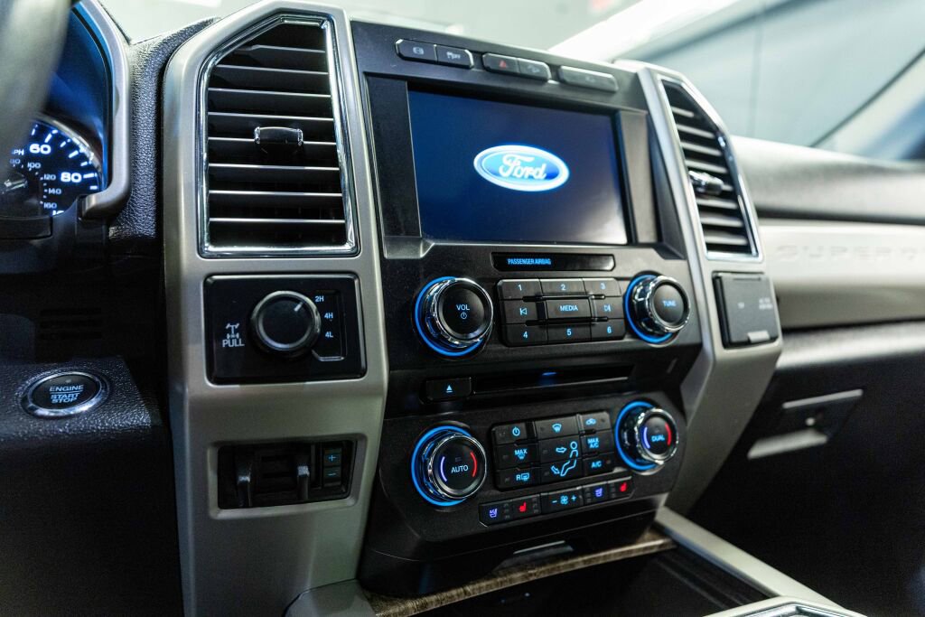 Used 2017 Ford F250 Lariat image 12