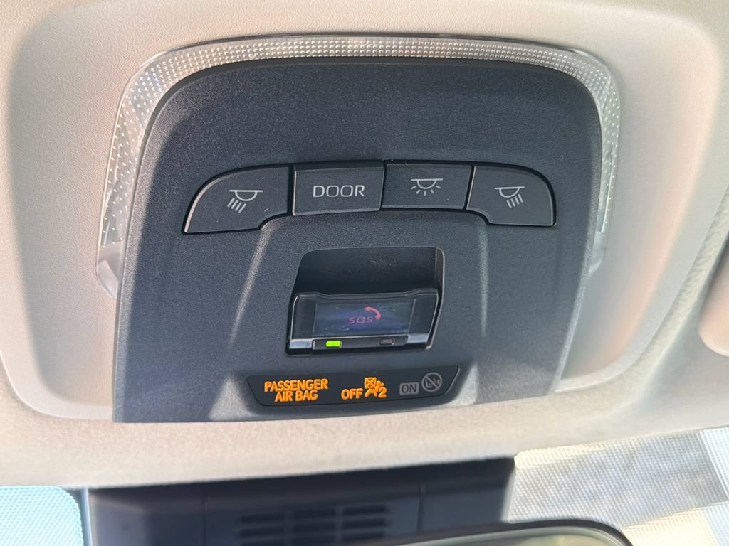 Used 2026 Toyota Corolla LE FWD image 30