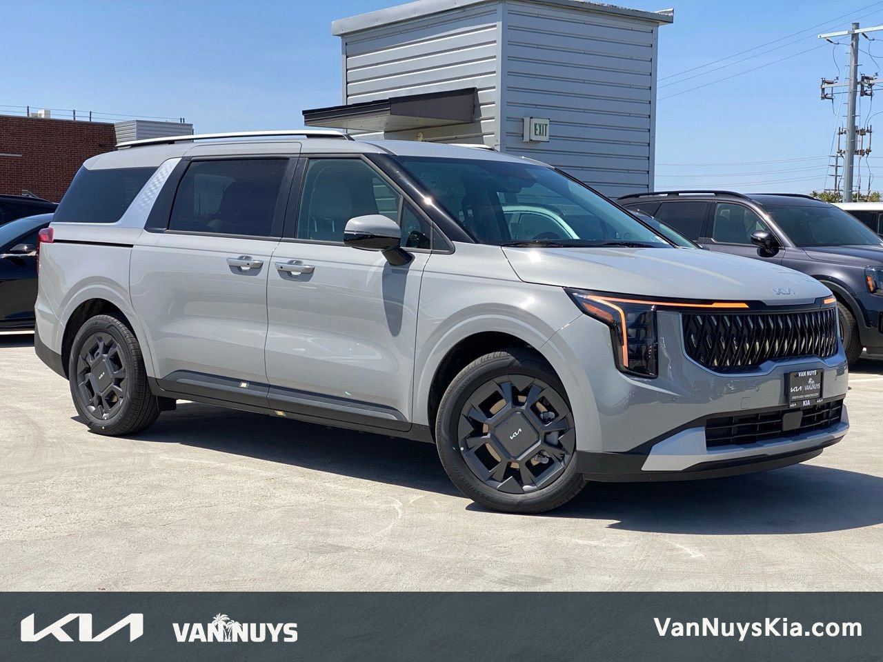 New 2026 Kia Carnival EX