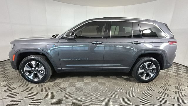 Used 2022 Jeep Grand Cherokee Limited 4xe AWD/4WD image 6