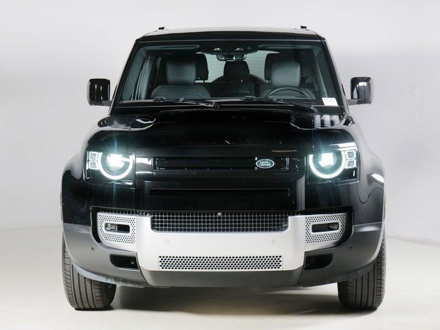 Used 2025 Land Rover Defender 90 S AWD/4WD image 8