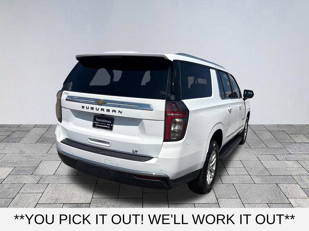 Used 2024 Chevrolet Suburban LT RWD image 7