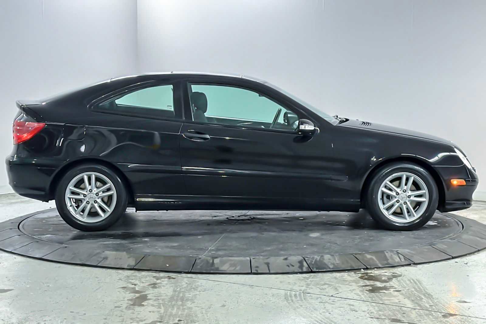 Used 2002 Mercedes-Benz C 230 Coupe image 8