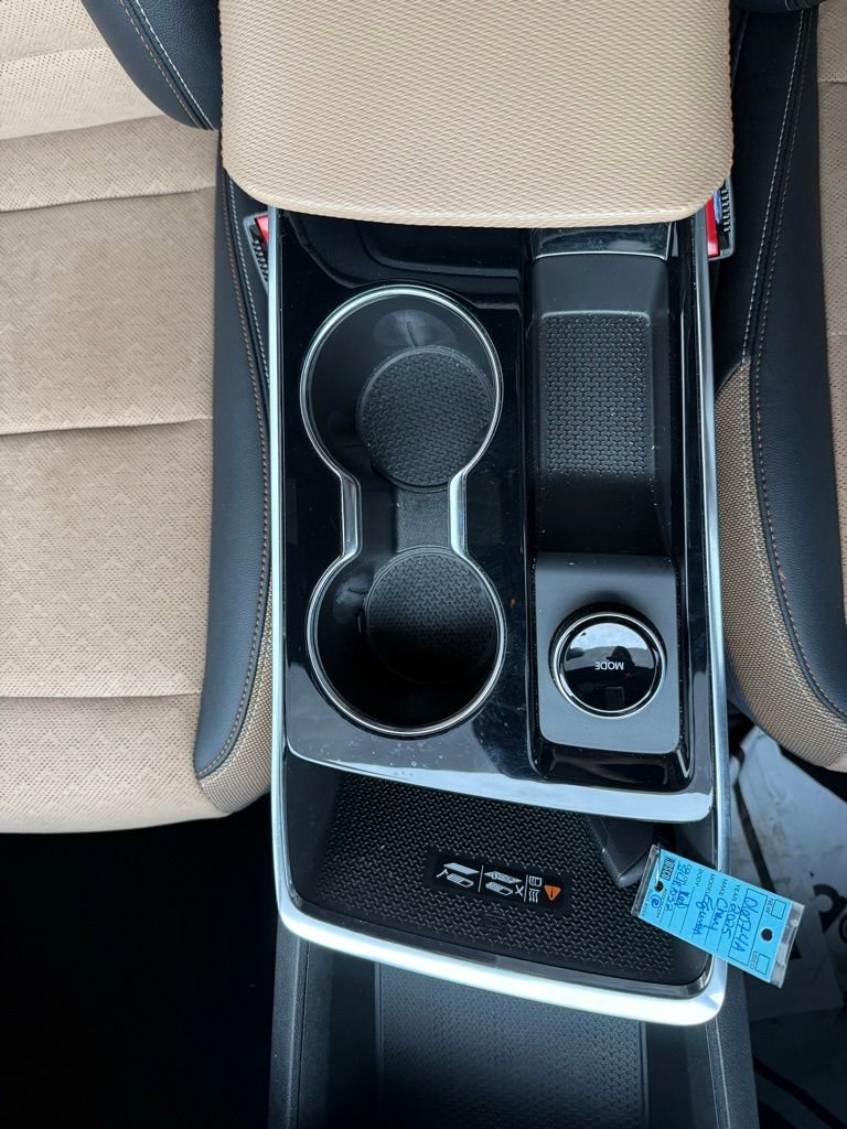 Used 2025 Chevrolet Equinox ACTIV image 41