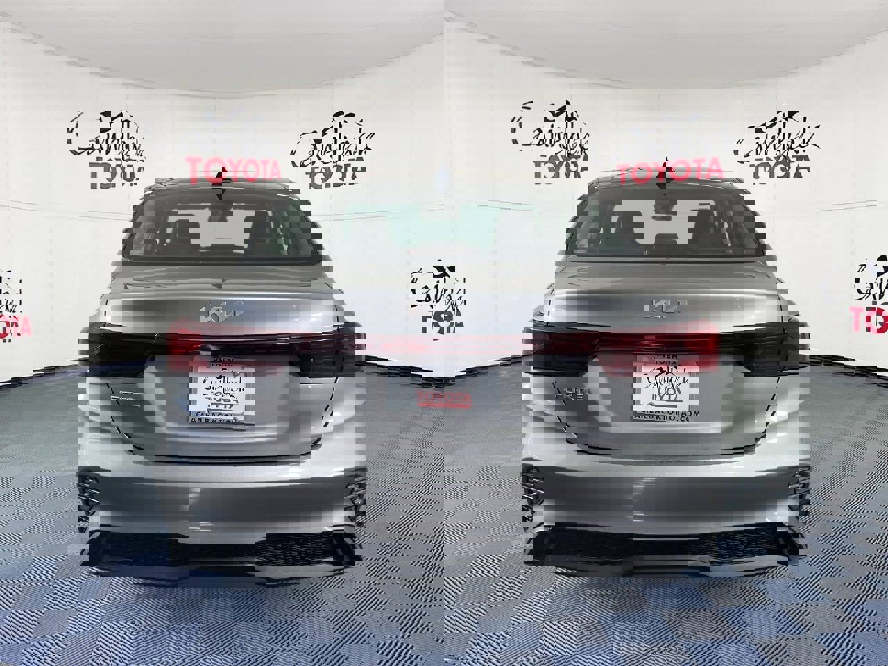 Used 2023 Kia Forte LXS image 7