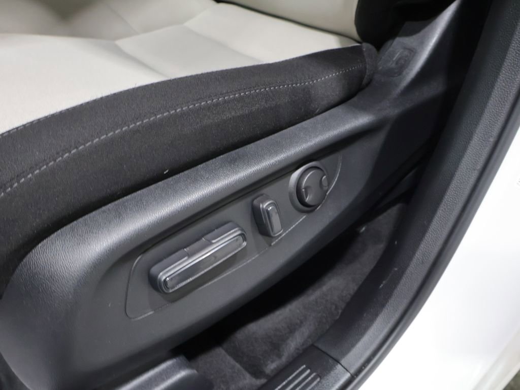 Used 2024 Honda CR-V EX image 12