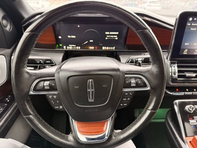 Used 2019 Lincoln Navigator L Reserve AWD/4WD image 18