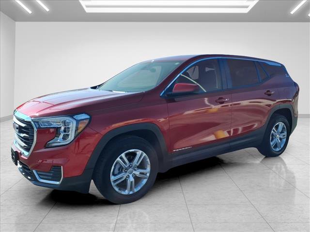 Used 2023 GMC Terrain SLE w/ LPO, Floor Liner Package FWD image 5