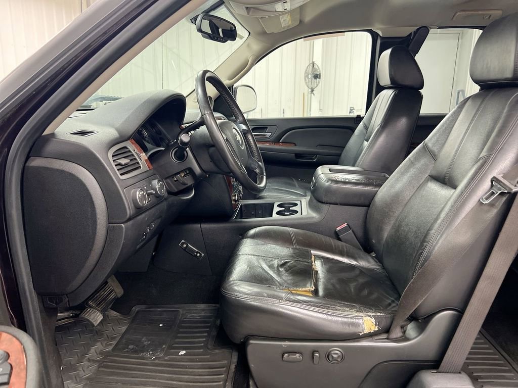 Used 2008 Chevrolet Silverado 1500 LTZ w/ Suspension Package, Off-Road AWD/4WD image 18
