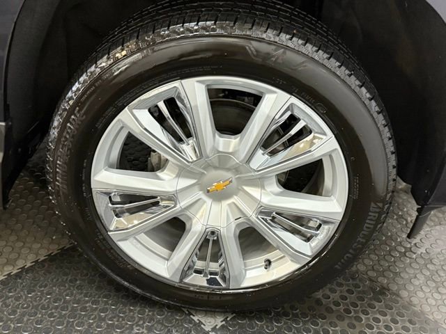 Used 2024 Chevrolet Silverado 1500 High Country w/ High Country Premium Package image 14