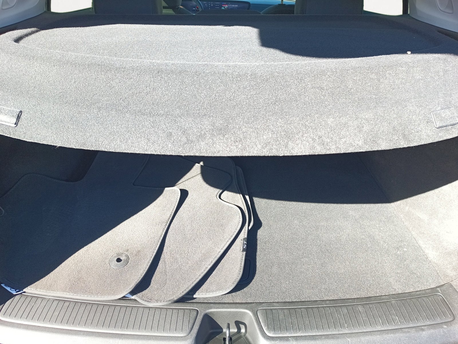 Used 2025 Buick Envision Sport Touring image 12