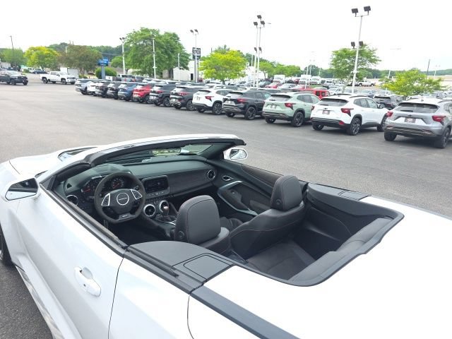 Used 2023 Chevrolet Camaro ZL1 RWD image 2