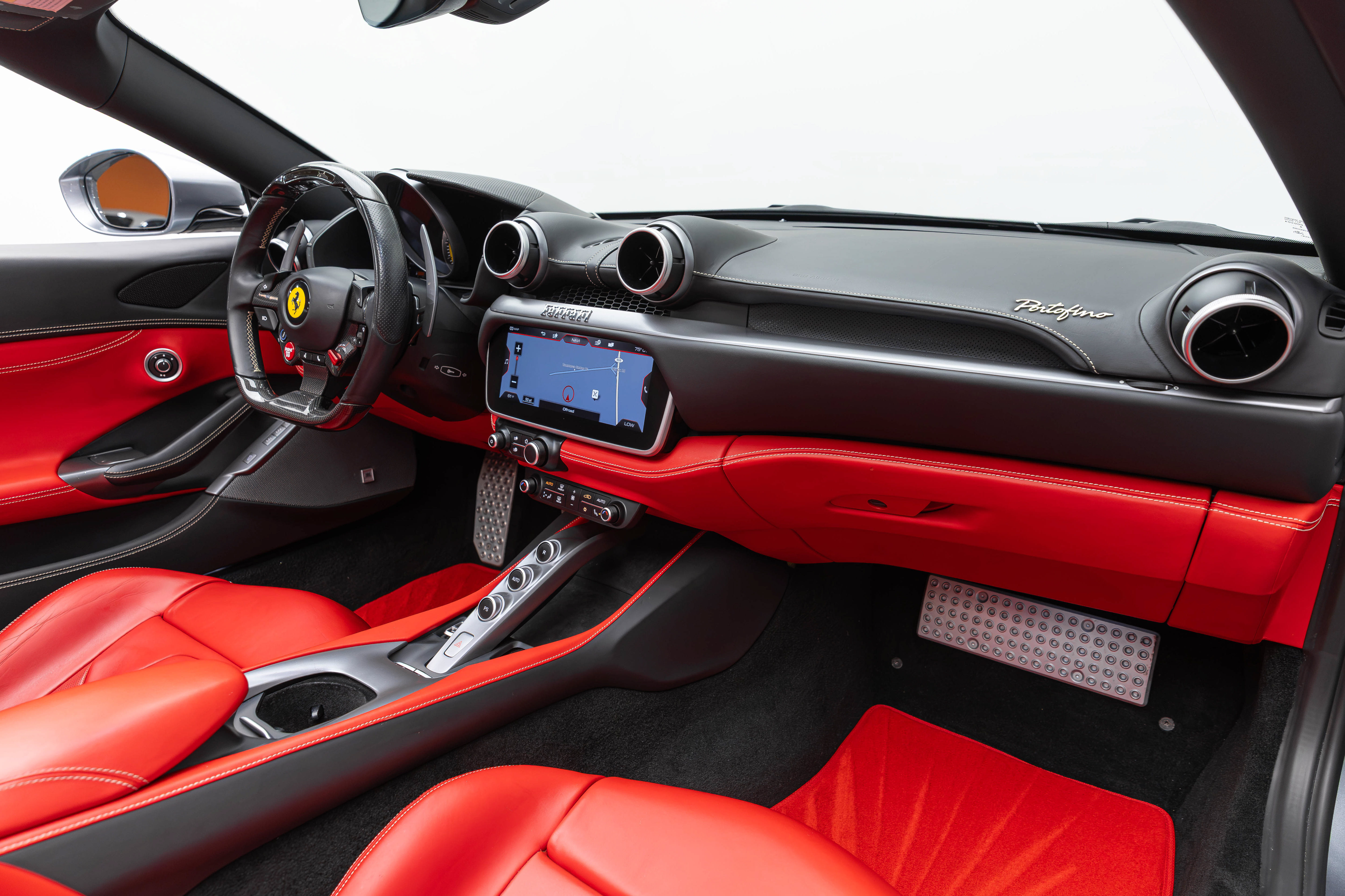 Certified 2019 Ferrari Portofino RWD image 49