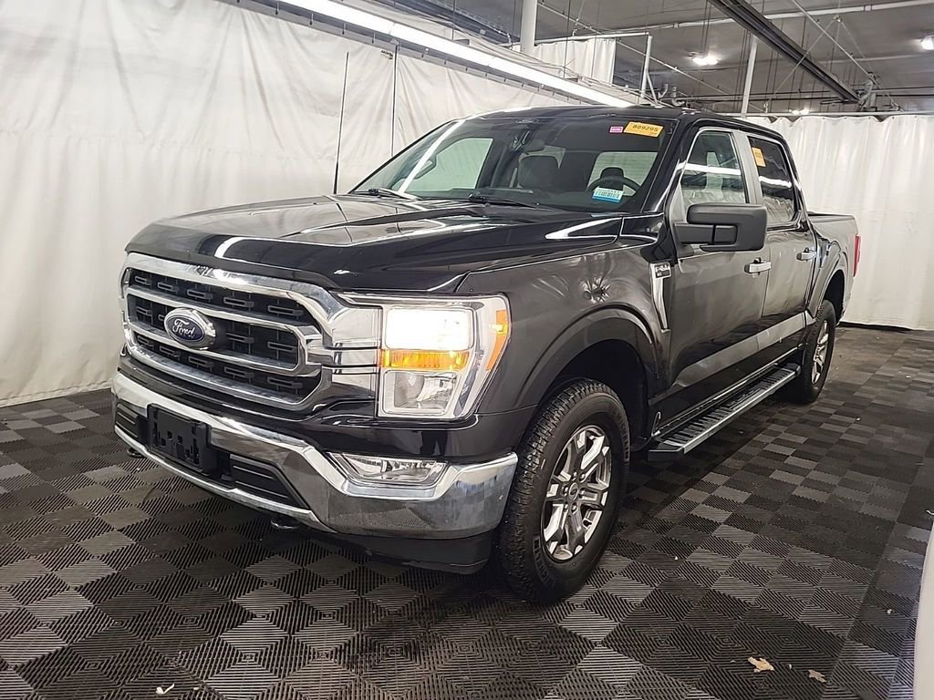 Used 2022 Ford F150 XLT w/ XTR Package AWD/4WD image 2