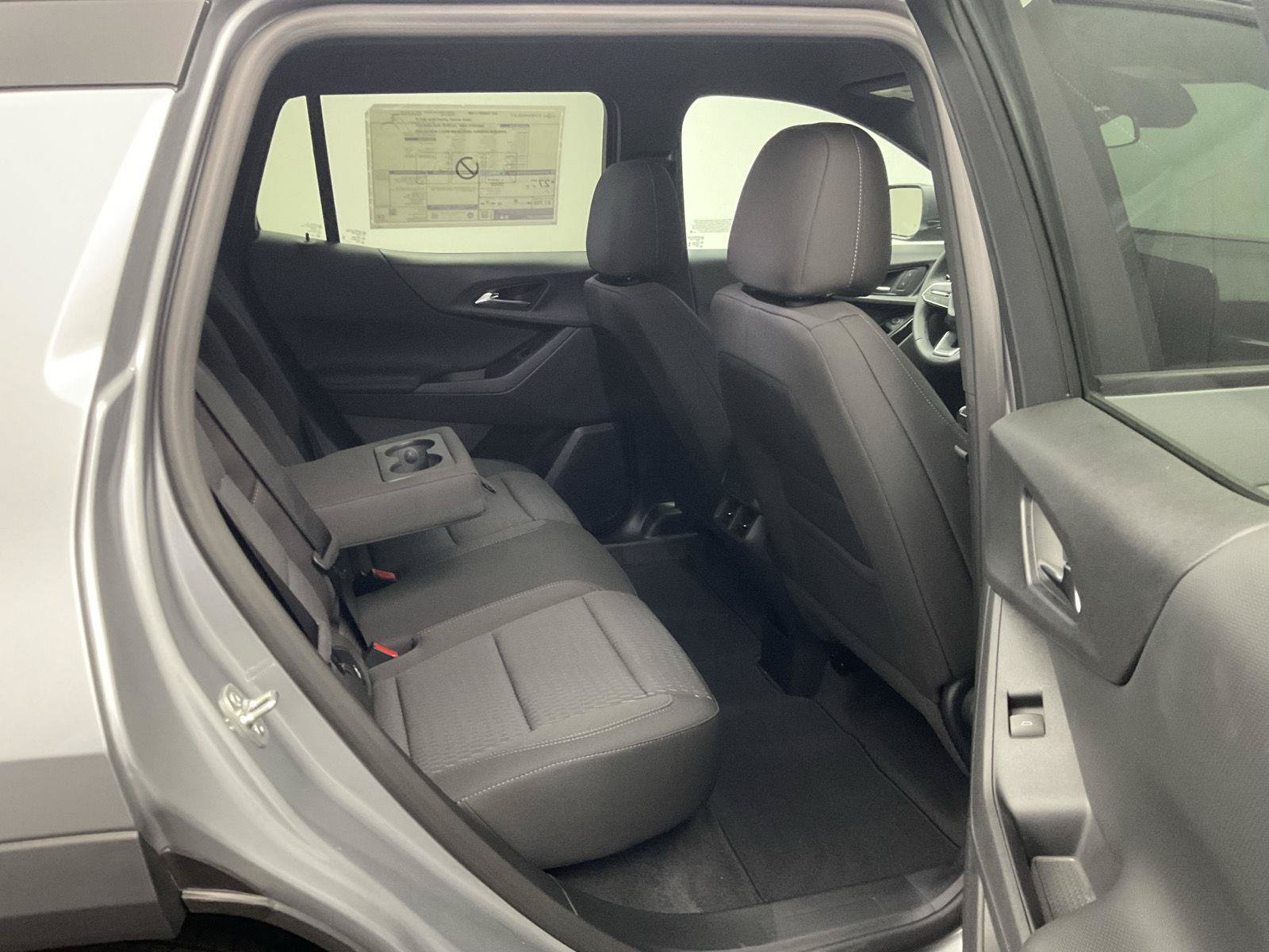 New 2027 Chevrolet Equinox LT FWD image 26