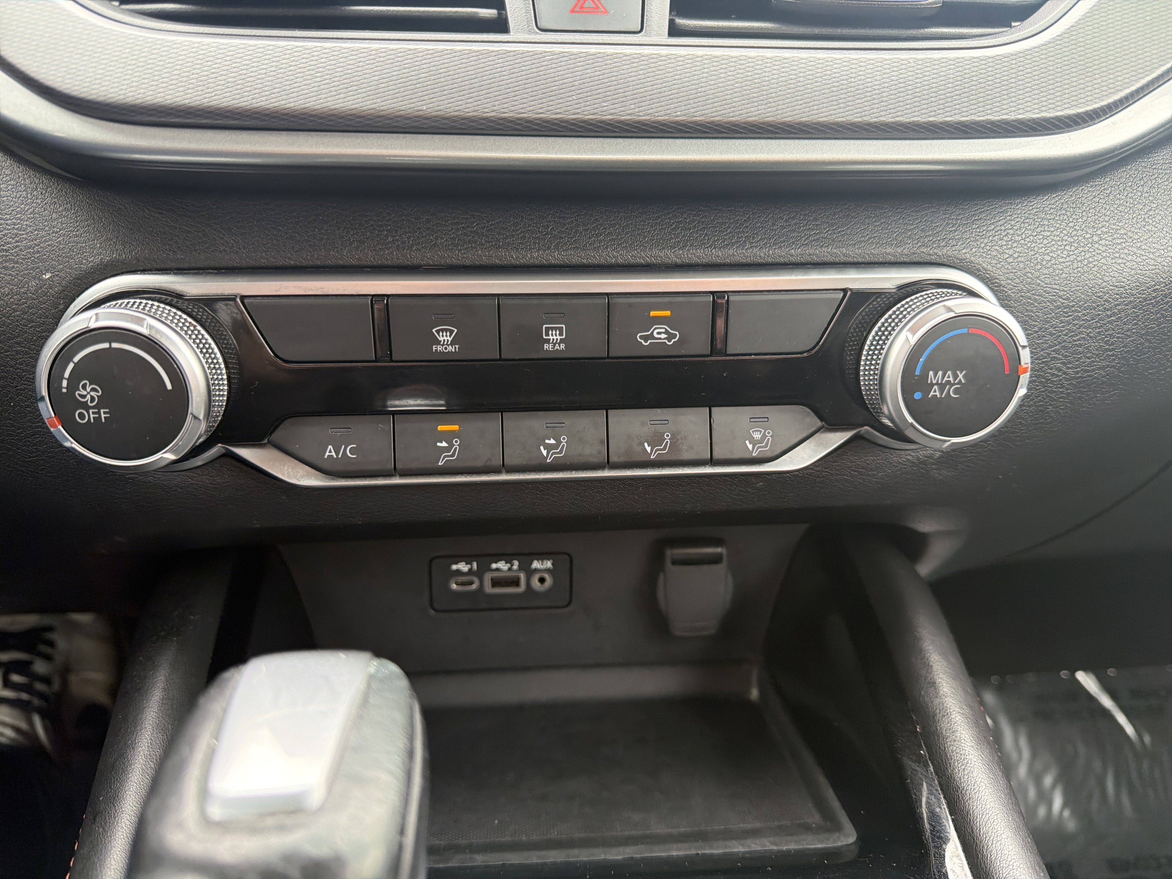 Used 2024 Nissan Altima 2.5 SR FWD image 27