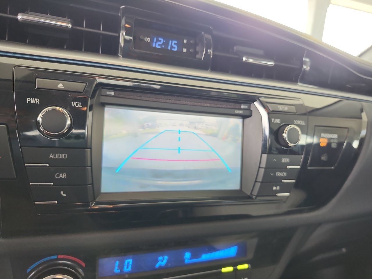 Used 2015 Toyota Corolla S FWD image 28