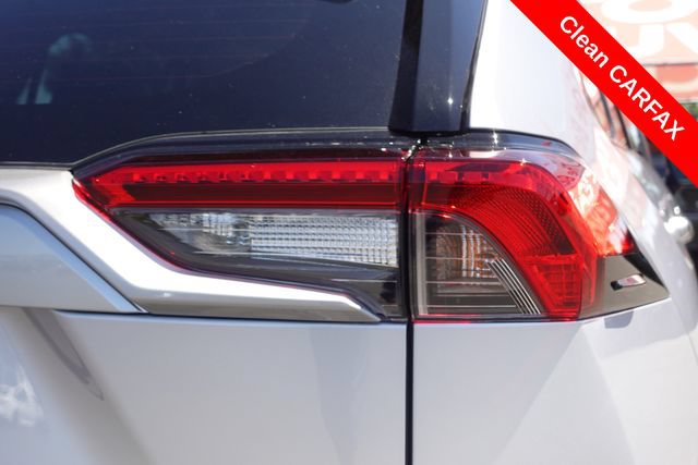 Certified 2022 Toyota RAV4 Limited FWD image 9