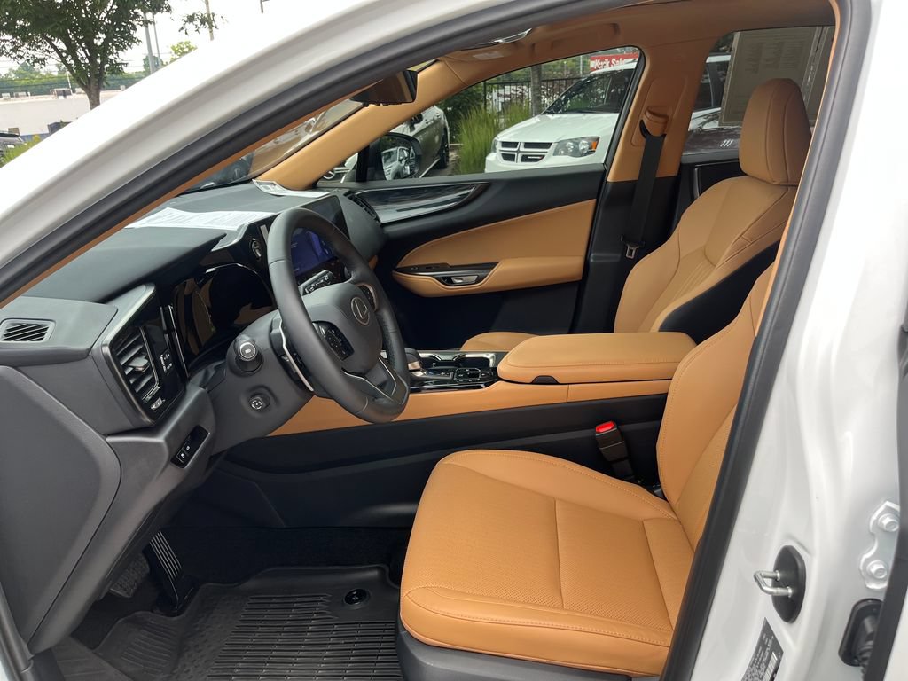 Used 2026 Lexus NX 350h AWD w/ Accessory Package (2T) image 9