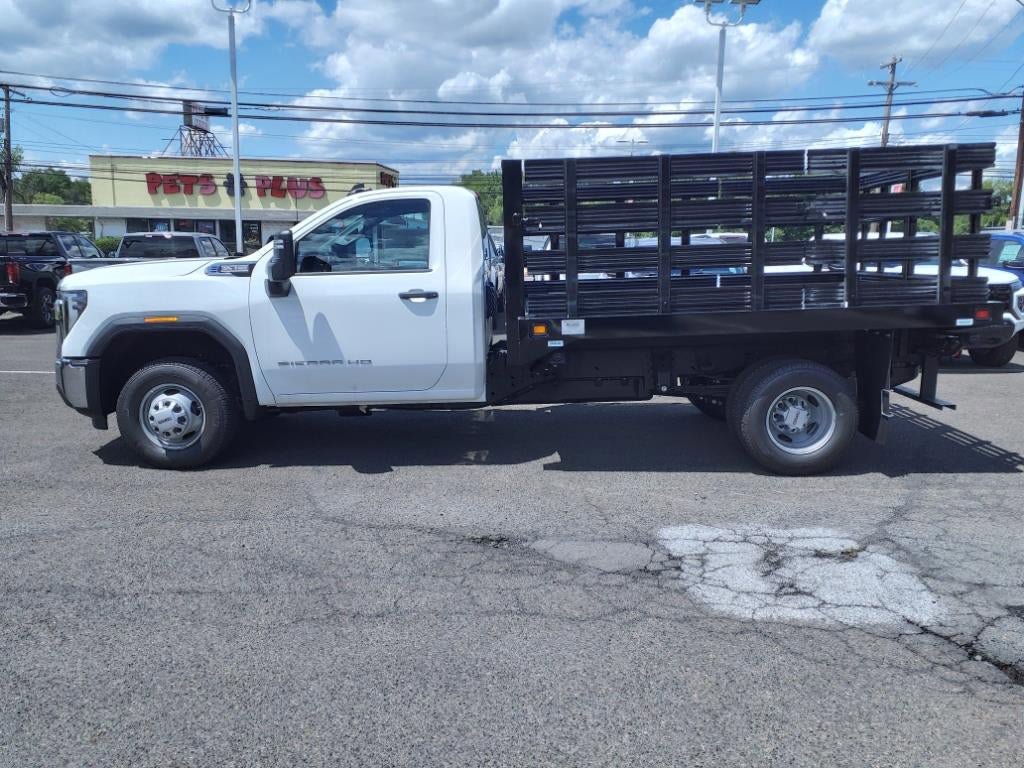New 2024 GMC Sierra 3500 Pro w/ Convenience Package RWD image 4