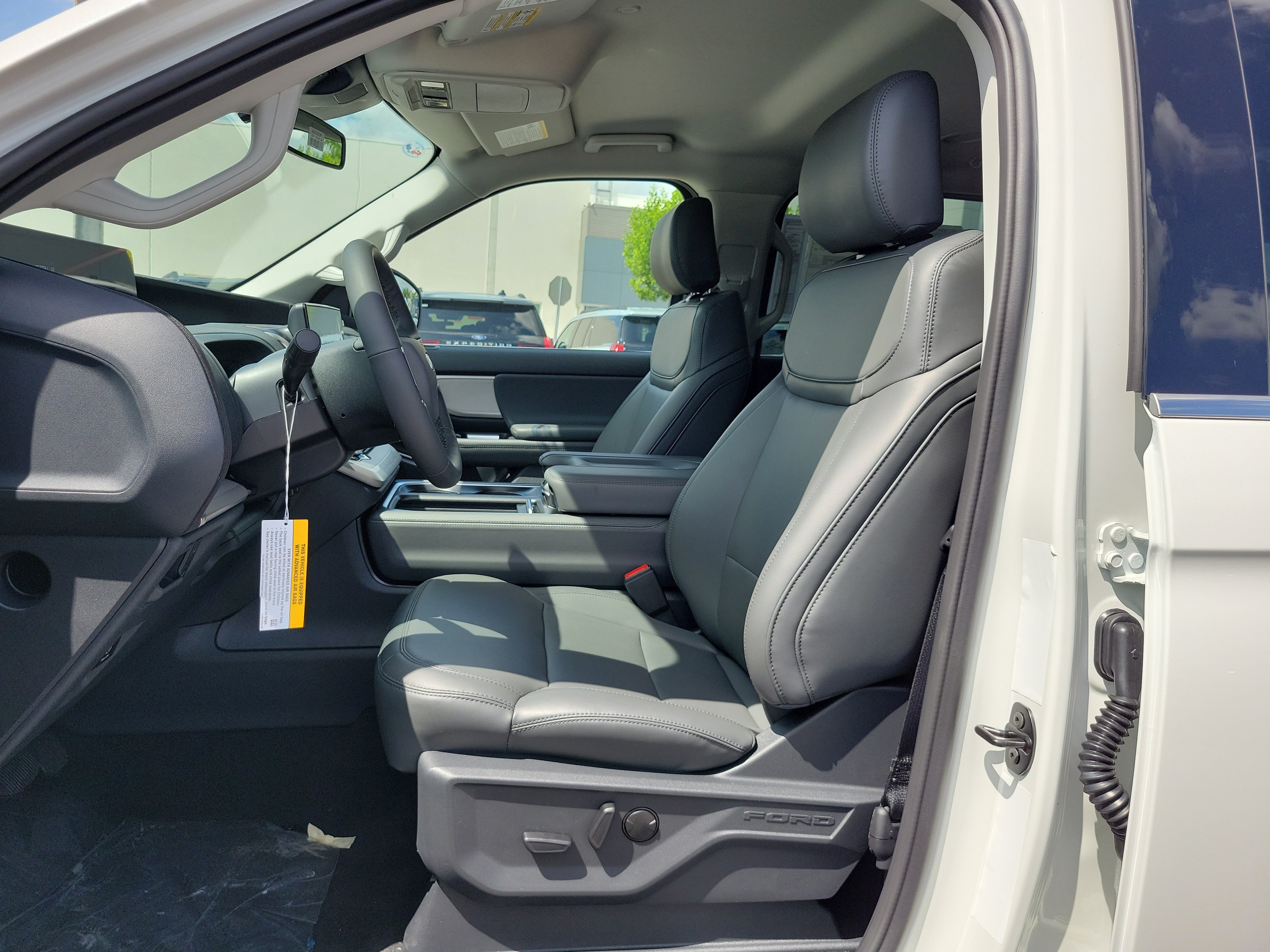 New 2026 Ford Expedition Active RWD image 10