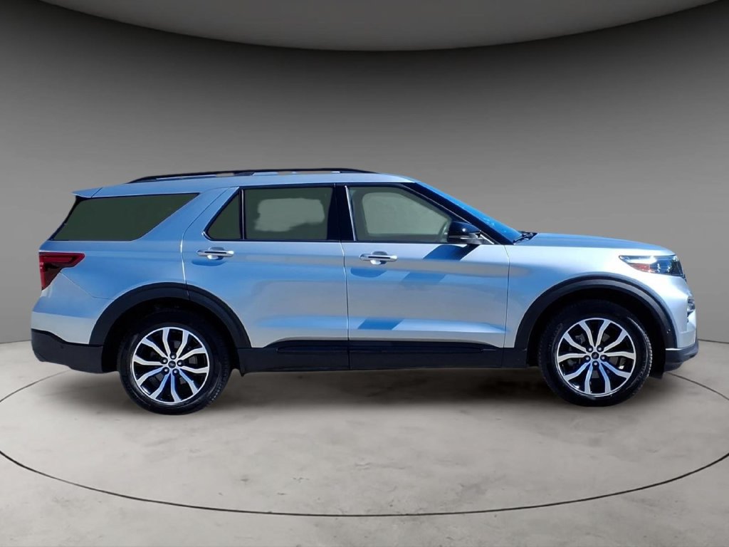 Used 2020 Ford Explorer ST w/ Premium Technology Package AWD/4WD image 11