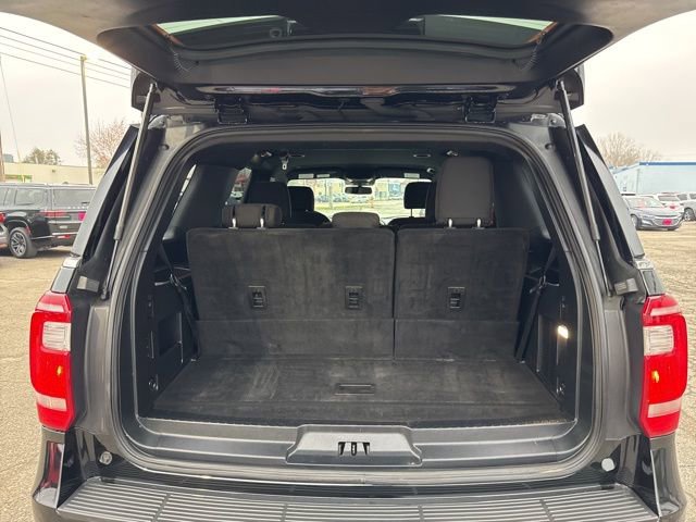 Used 2021 Ford Expedition XLT image 12