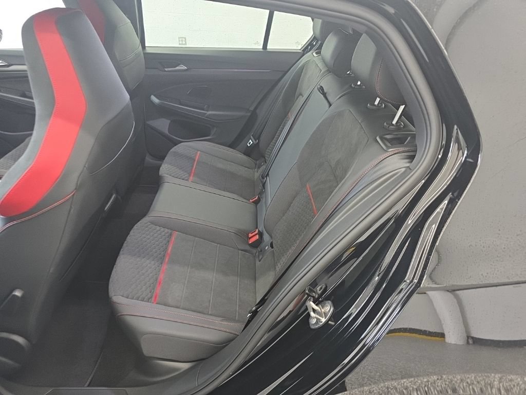 New 2026 Volkswagen GTI SE FWD image 21