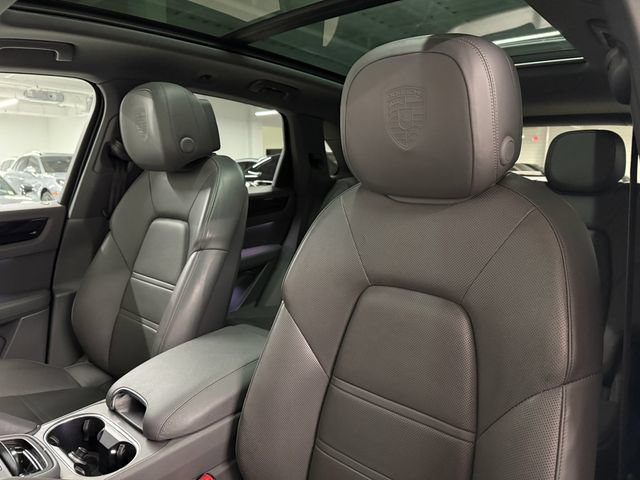 Certified 2019 Porsche Cayenne S AWD/4WD image 27