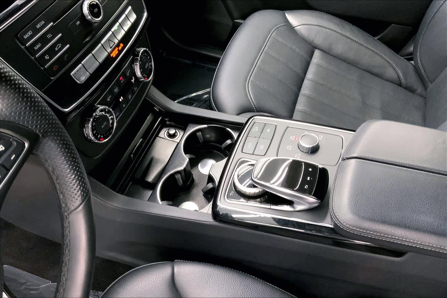 Used 2019 Mercedes-Benz GLS 450 4MATIC image 17