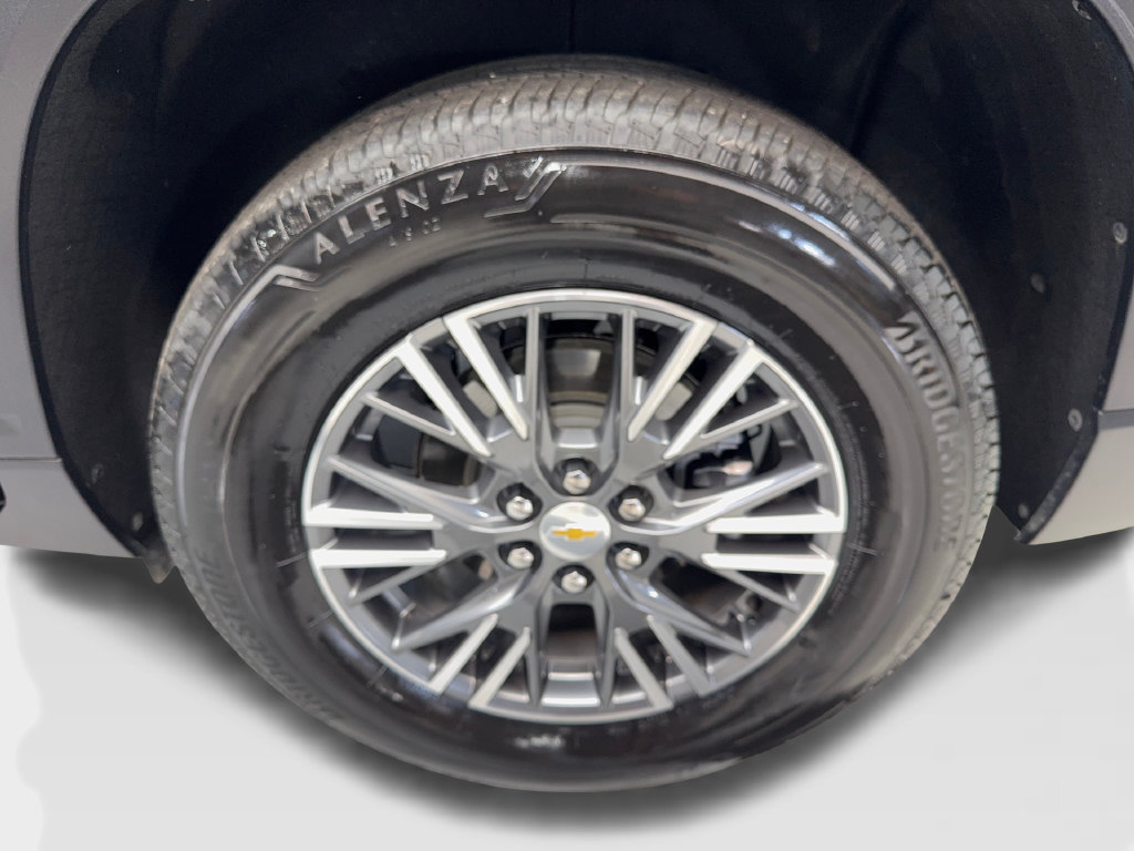 Used 2026 Chevrolet Traverse LT FWD image 94