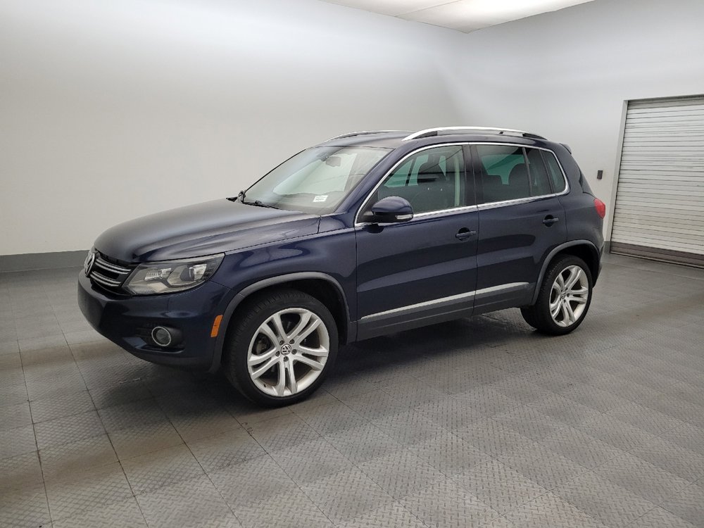 Used 2016 Volkswagen Tiguan SEL AWD/4WD image 2