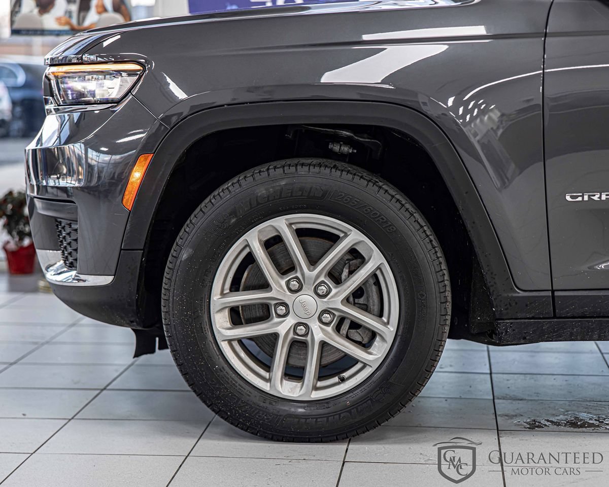 Used 2021 Jeep Grand Cherokee L Laredo w/ Luxury Tech Group I AWD/4WD image 7