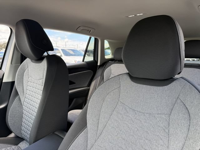 Certified 2025 Volkswagen Tiguan S FWD image 10