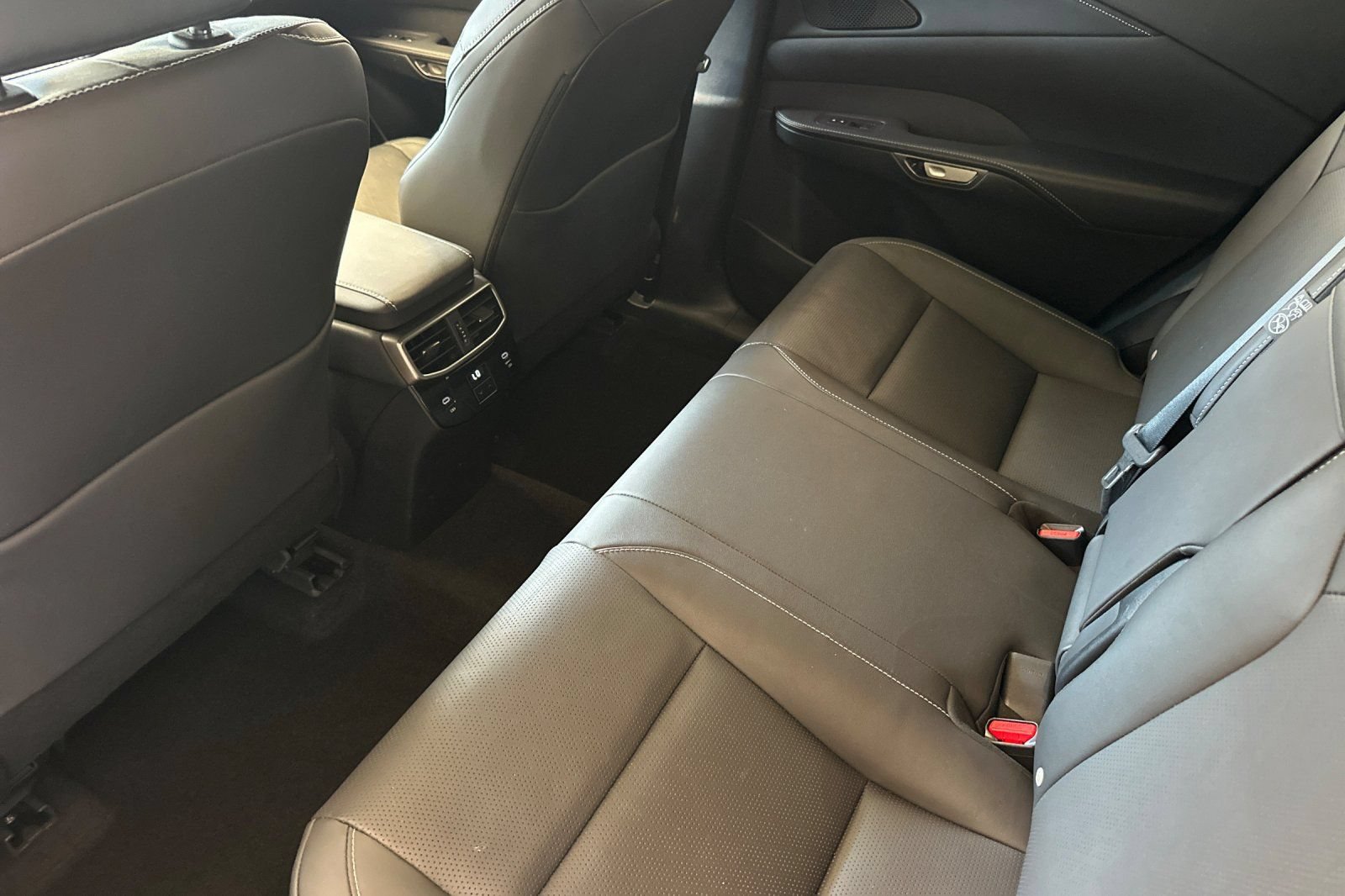 Used 2023 Lexus RX 350 Premium Plus w/ Cold Area Package FWD image 12