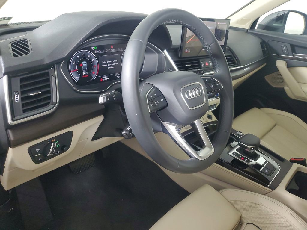 Used 2025 Audi Q5 2.0T Premium Plus AWD/4WD image 24
