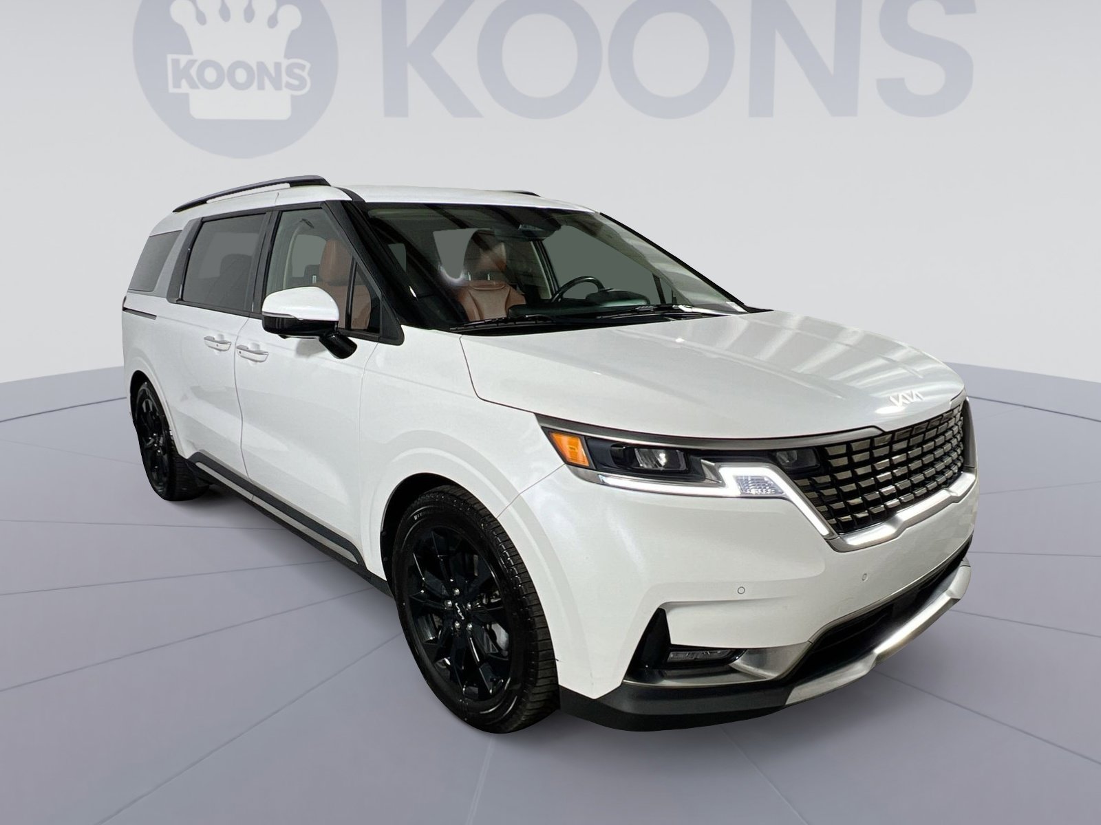 Used 2023 Kia Carnival SX image 10