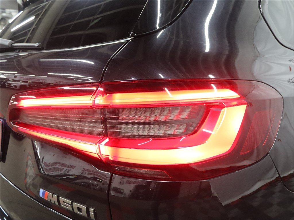 Used 2020 BMW X5 M50i w/ Executive Package AWD/4WD image 11