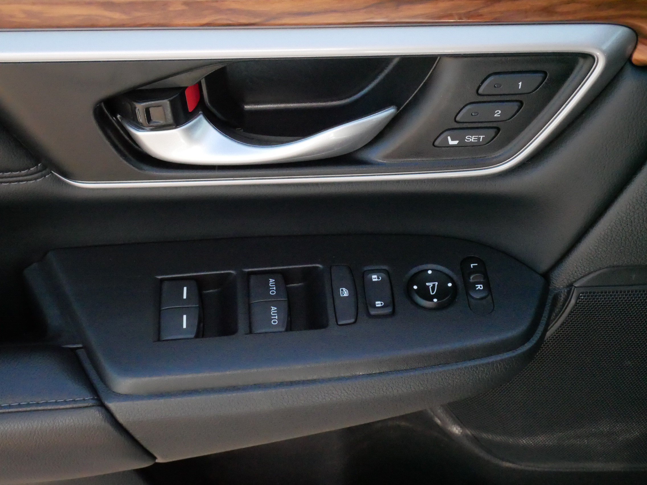 Certified 2021 Honda CR-V Touring image 19