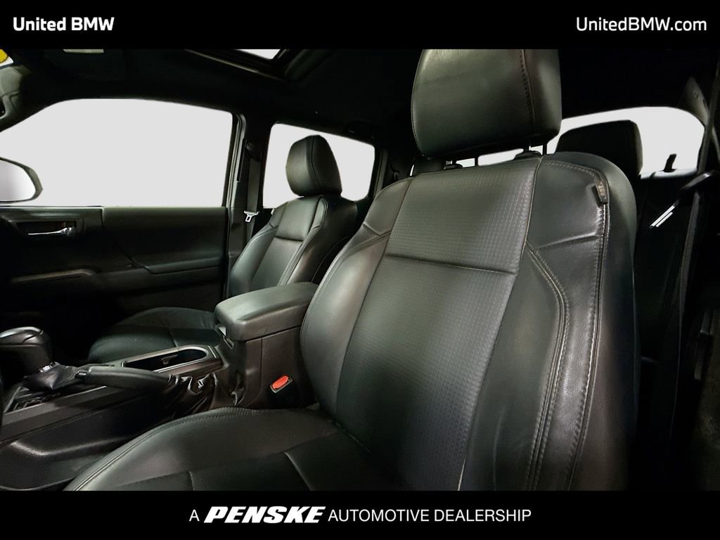 Used 2023 Toyota Tacoma TRD Off-Road w/ TRD Premium Off Road Package image 5