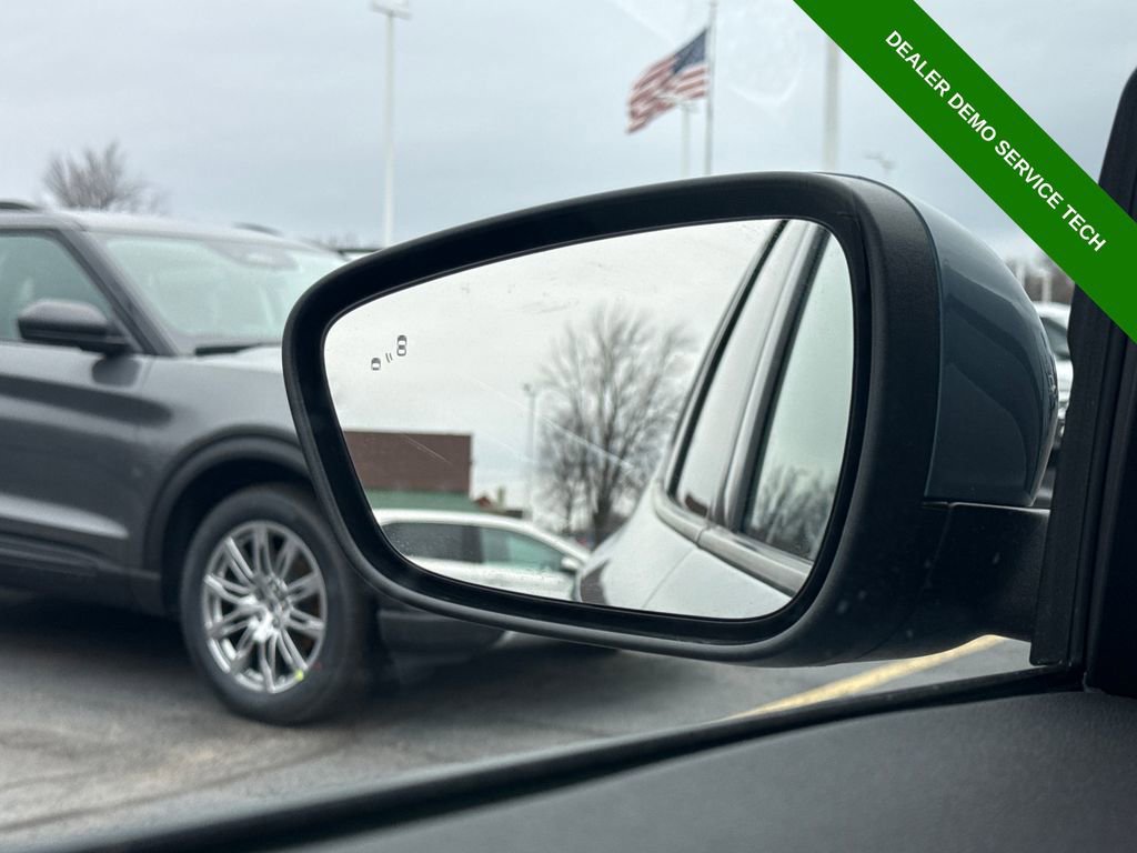 Used 2025 Ford Escape ST-Line Elite image 32